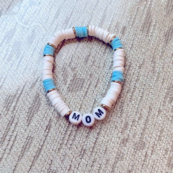 Personalized Heishi Bracelet - Picture 1 of 5